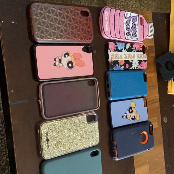 iPhone XR, 8, 6 cases - Picture 1 of 2